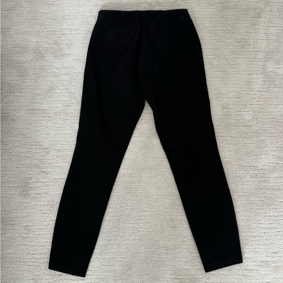 UNIQLO Womens Black Side Zipped Flat Front Skinny Pants in Size Small - Picture 2 of 5